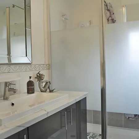 Jasmine View Casa de Férias *